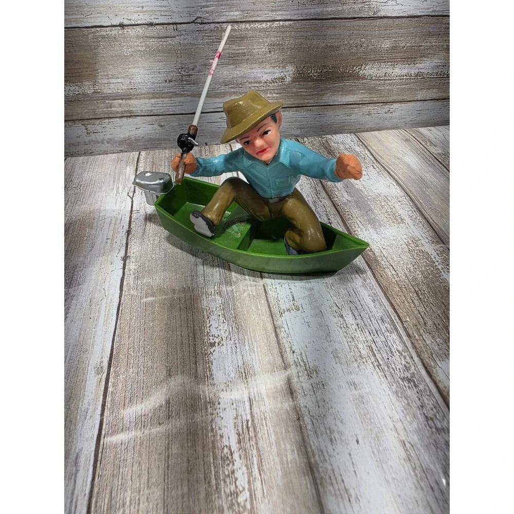 Vintage 1978‎ Wilton Fishing Cake Topper Lot Fisherman Boat TV Armchair 5pc Set